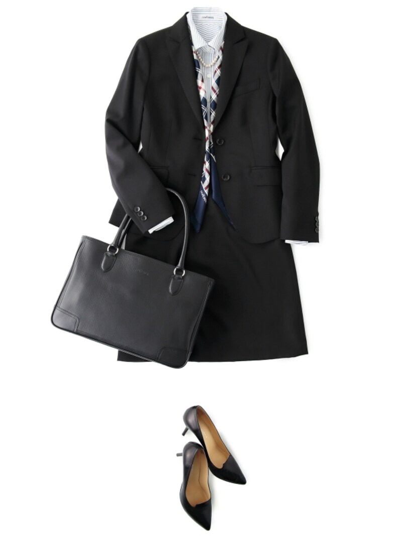 レディーススーツの選び方