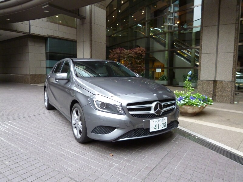 メルセデスベンツAクラス外観
