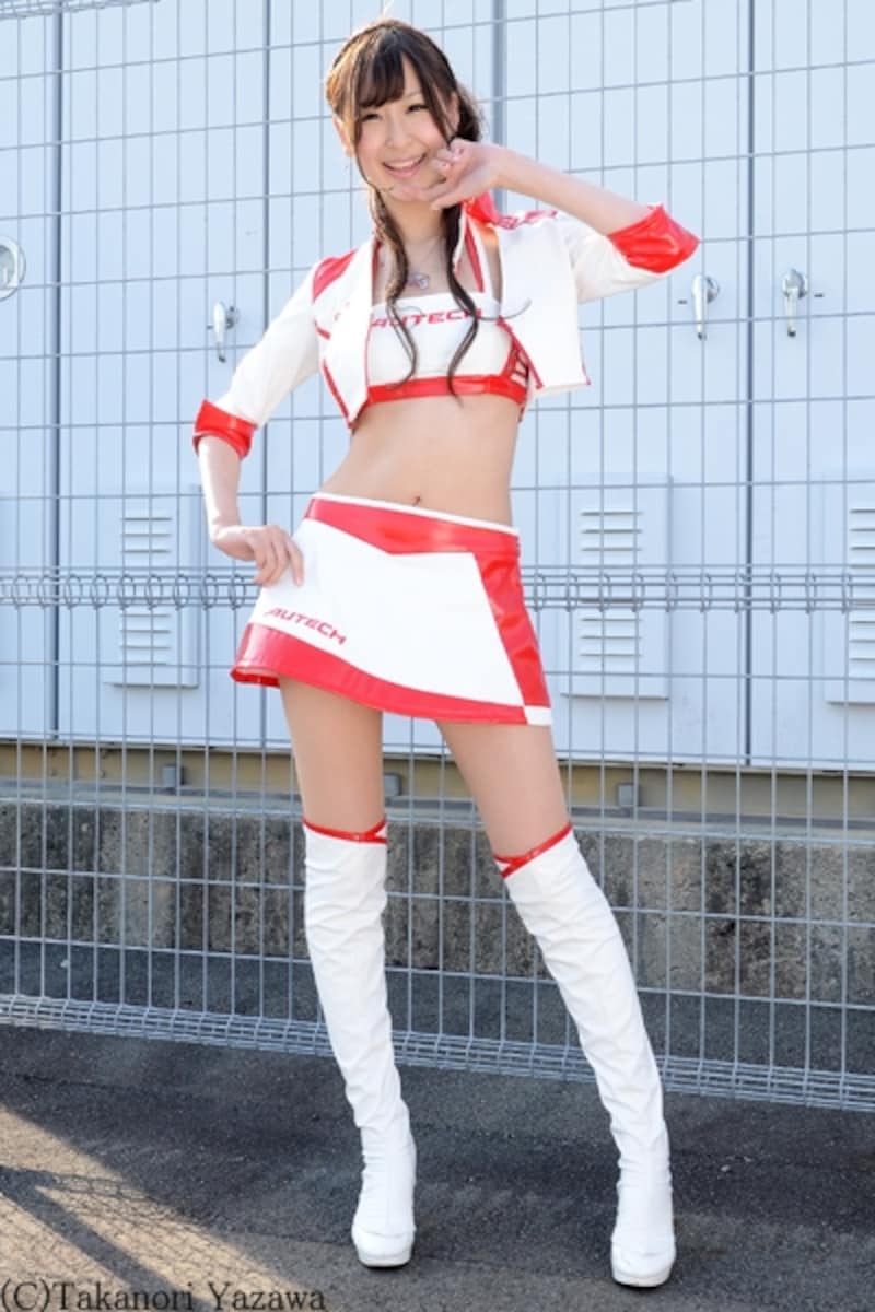 山本捺生／AUTECH レースクイーン