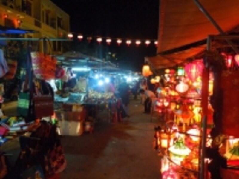nightmarket1