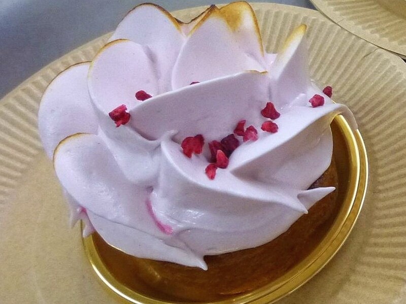 「パティスリー ユウ ササゲ」の「パルファン」(450円)