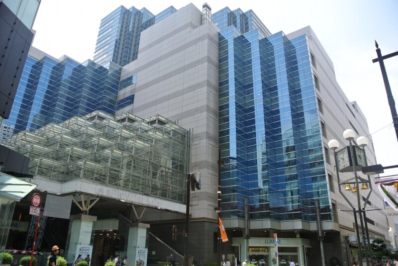 池袋駅前