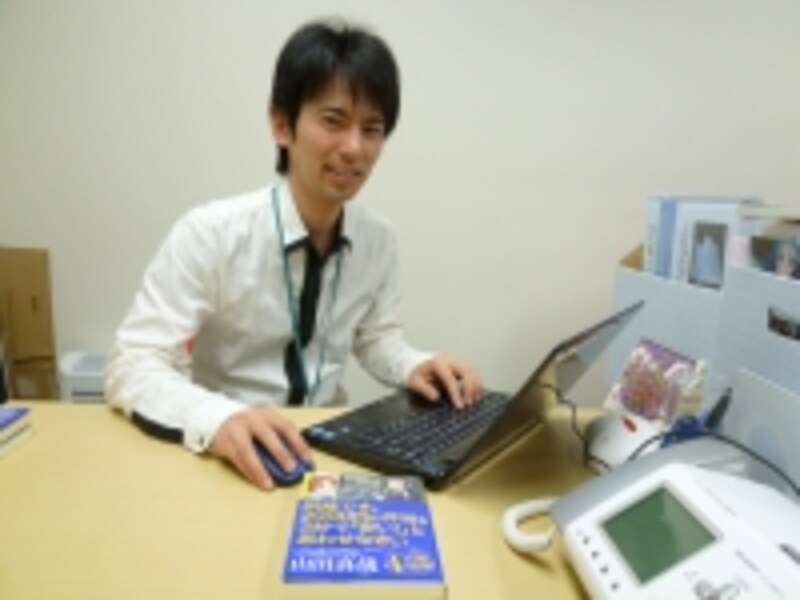 山田真哉先生のオフィスにて。