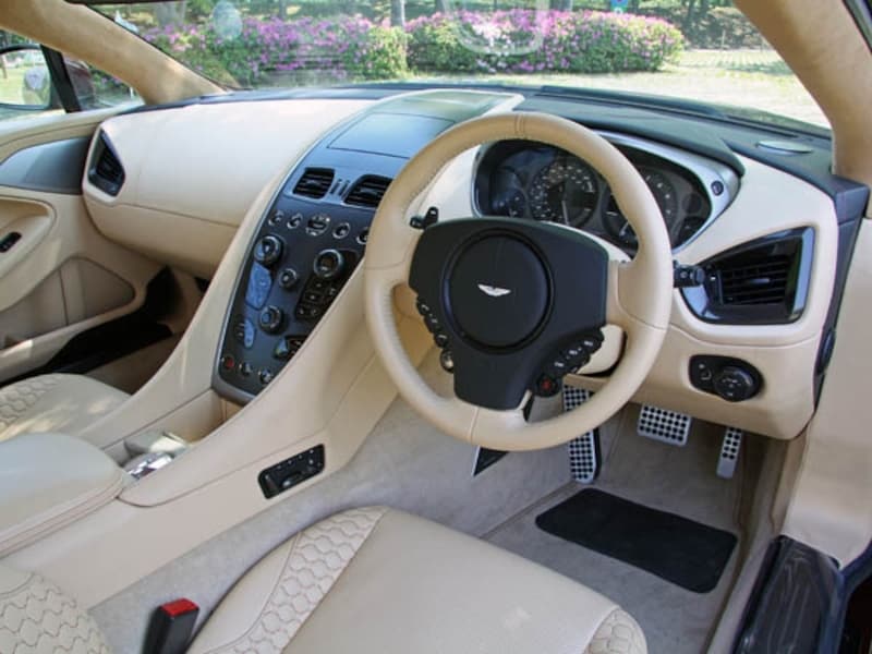 アストンマーティンヴァンキッシュ