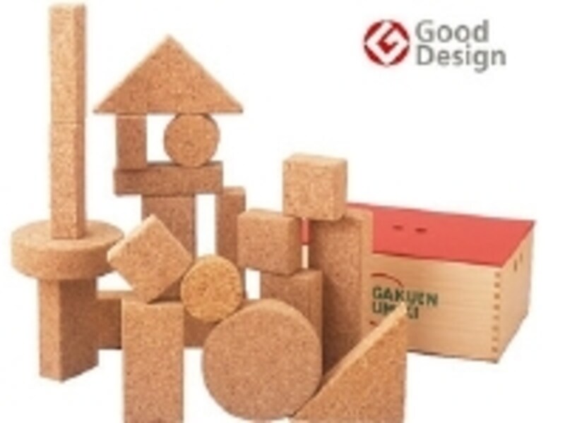 高く積んで崩れても安全な「コルク積み木」