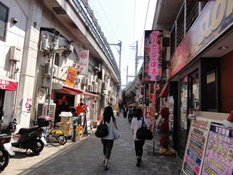 この先に前回うかがった珍々軒がある