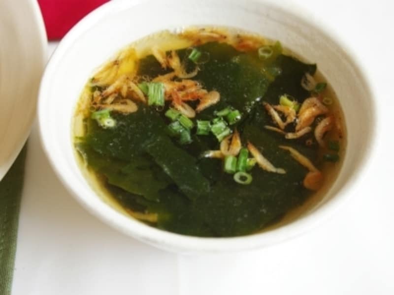 即席・わかめ＆桜海老スープ