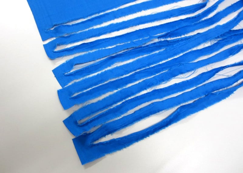 裂いた布は繋がるように