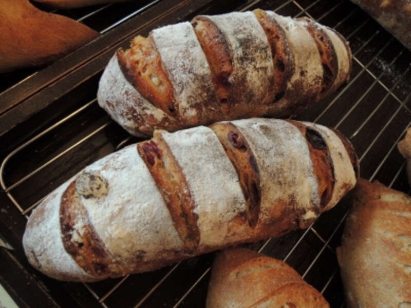 カンパーニュフリュイ