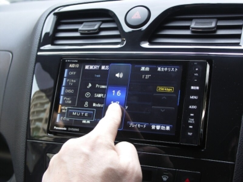 スマホ感覚で操作ができる ストラーダrシリーズ カーナビ カーオーディオ All About