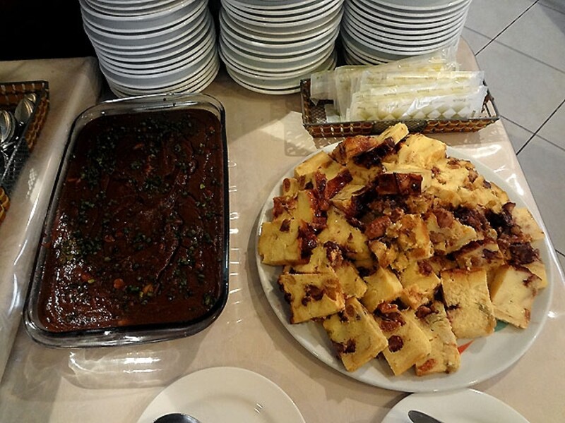 アラジン デザートのブッフェ台