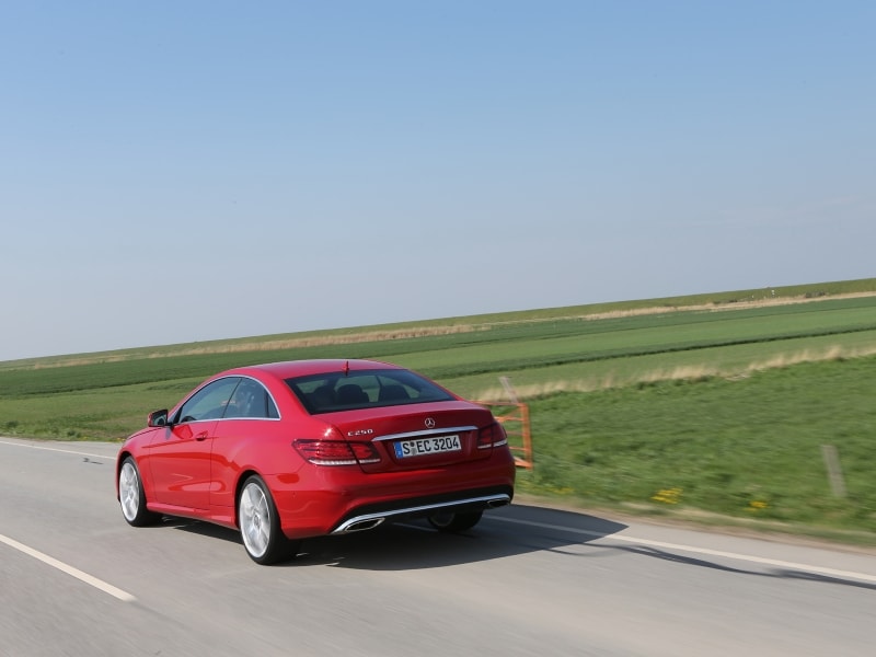 メルセデス・ベンツEクラスクーペ/カブリオレ