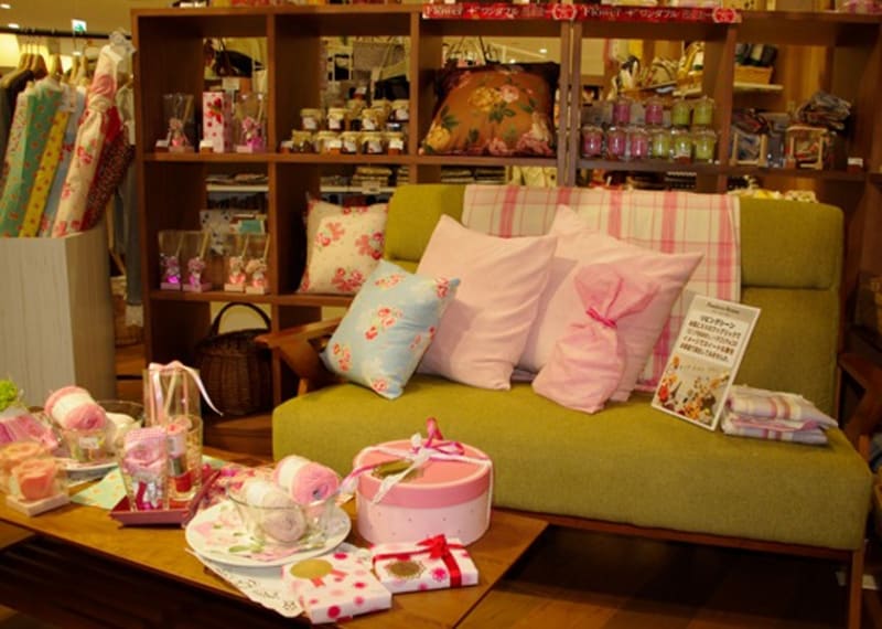 生活シーンを提案するリビングルーム