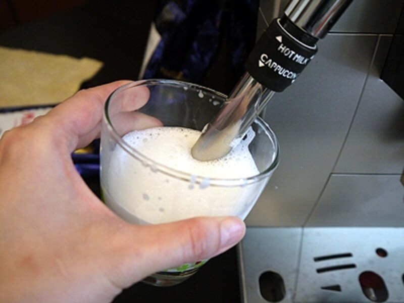 デロンギ・全自動エスプレッソマシン