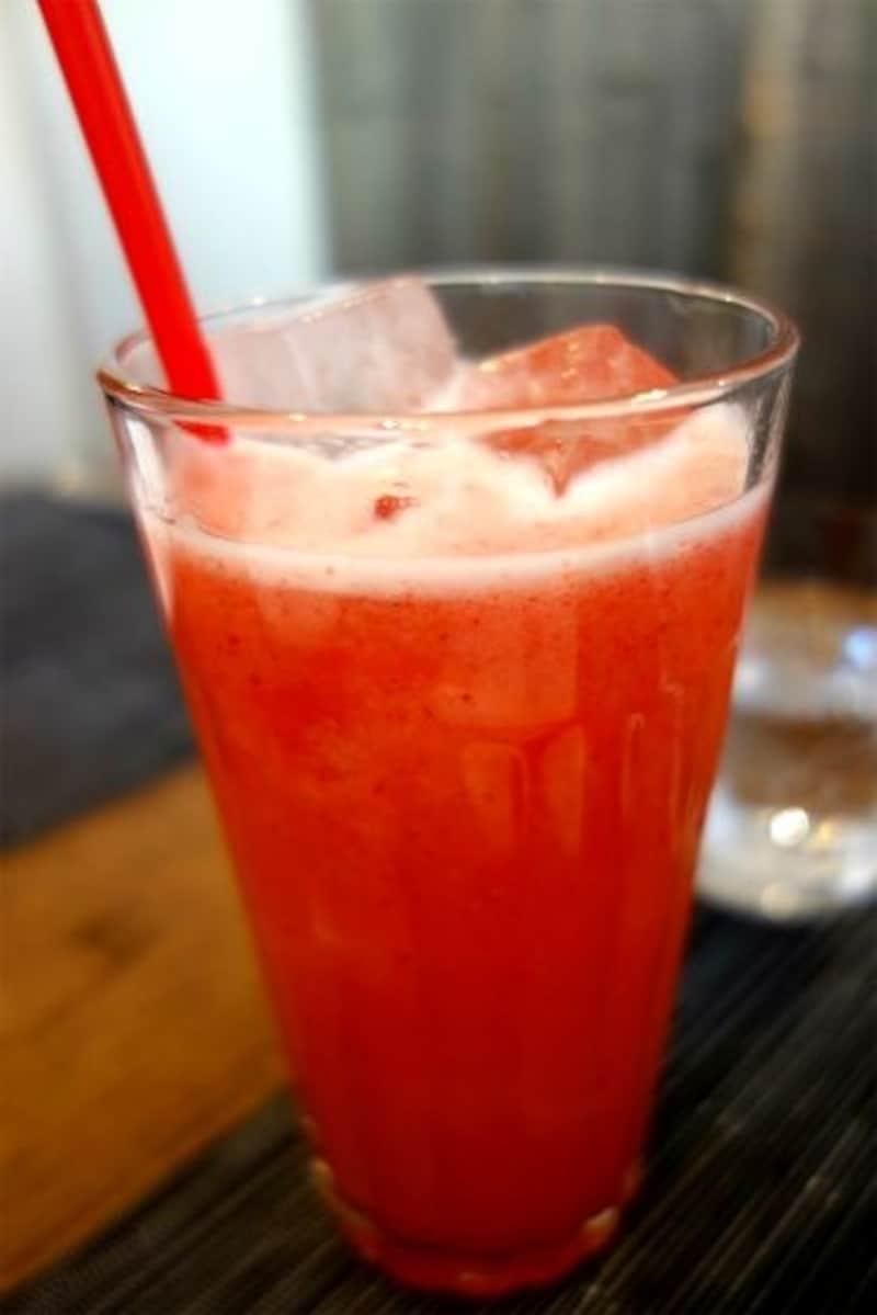 フレッシュないちごジュースです