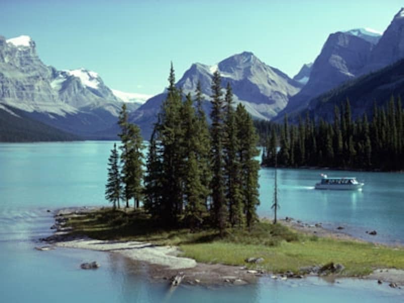 ジャスパーを代表する風景スピリットアイランドはCMでも度々使用されたことがあるほど、代表的な風景undefined（C）Travel Alberta