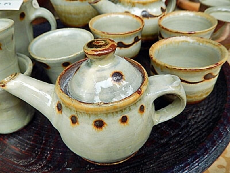 飾っても使っても絵になりそうな器の数々