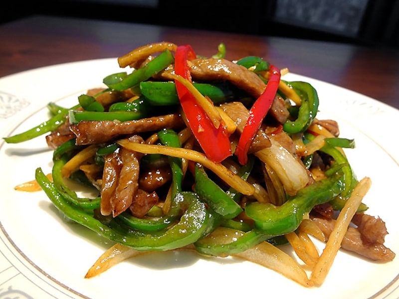 ピーマンと牛肉の細切り炒め