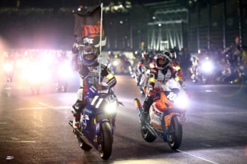 ナイトレース