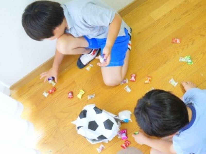 お菓子の争奪戦