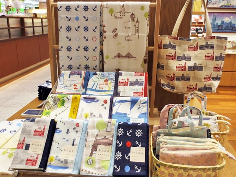 濱文様の横浜限定柄グッズはお土産に最適