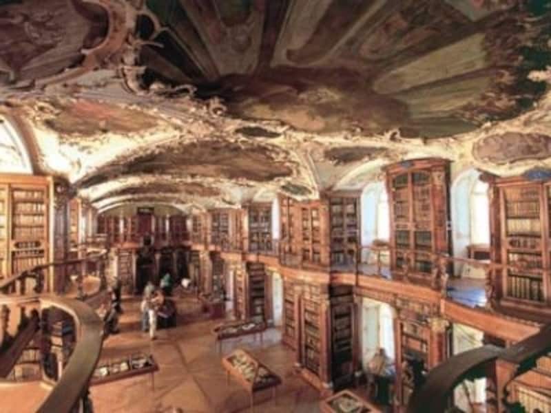 ザンクト・ガレン修道院付属図書館