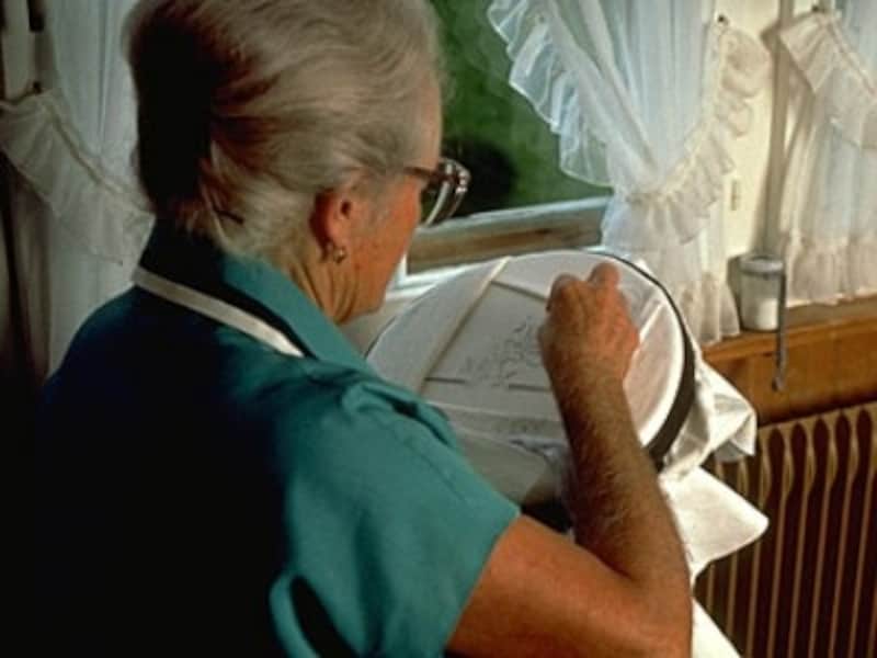 ハンドメイドの刺繍