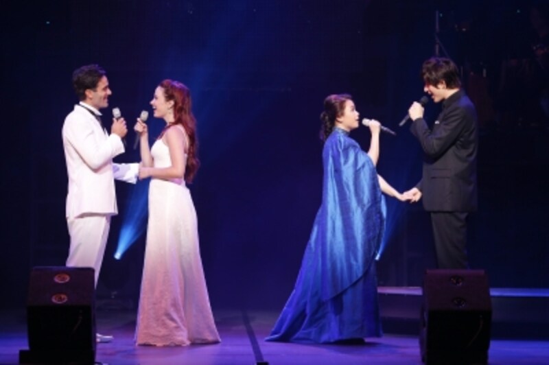 『4 Stars』undefined写真提供：梅田芸術劇場