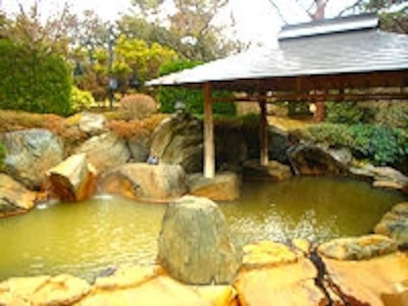 秋保温泉篝火の湯 緑水亭の露天風呂