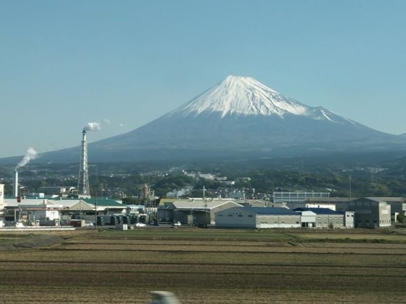 東海道新幹線 三島－新富士間から眺める富士山