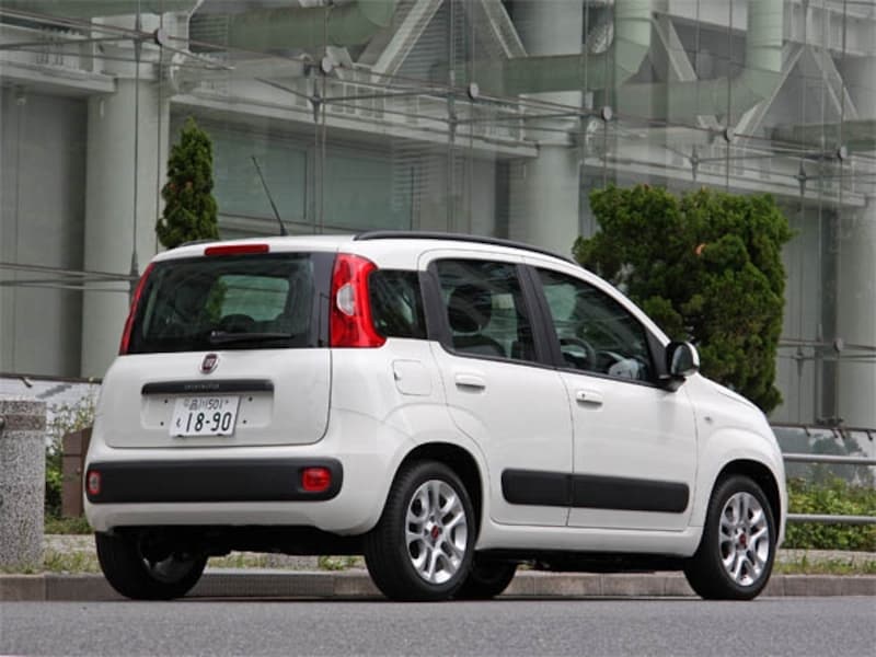 走りはまずまず、パンダがちょっと“大きく豪華”で [FIAT