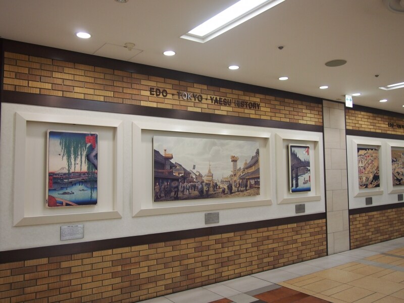 解説を読みながら歩くのも楽しい