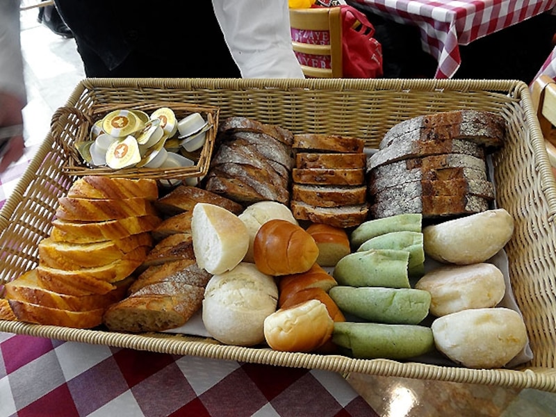 銀座木村屋グリル パンのバスケット