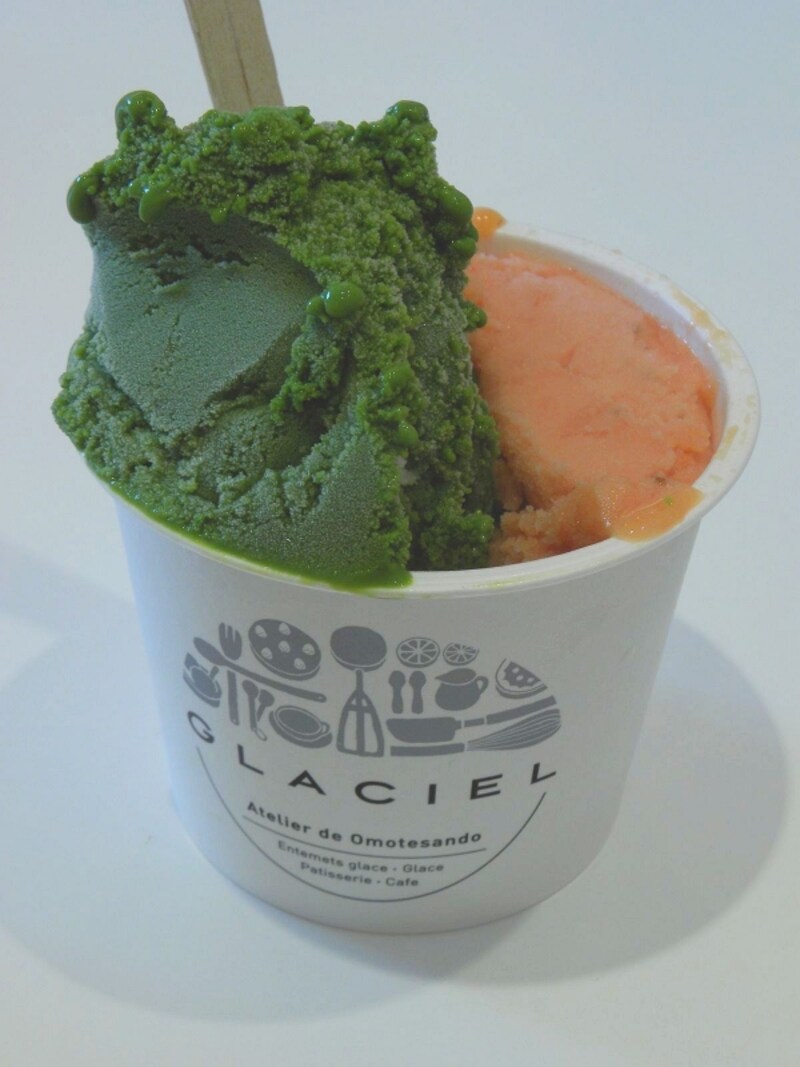 「グラッシェル」の生グラス「フレーズパッション」と「宇治抹茶」(宇治抹茶はスペシャリテのため+53円)