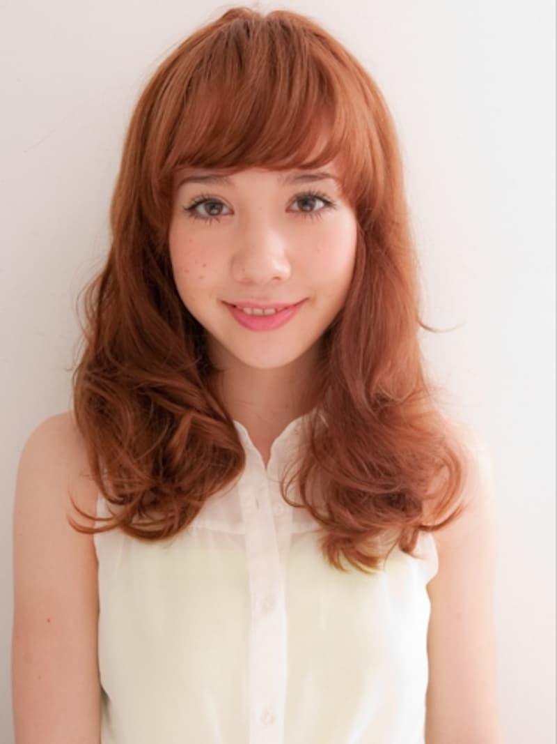 セミロングパーマスタイル