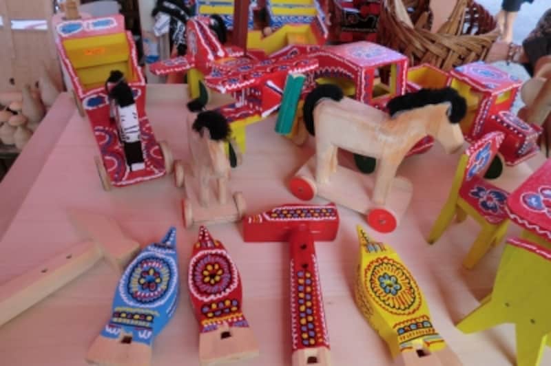 ザゴリエ地方の伝統的な木のおもちゃ