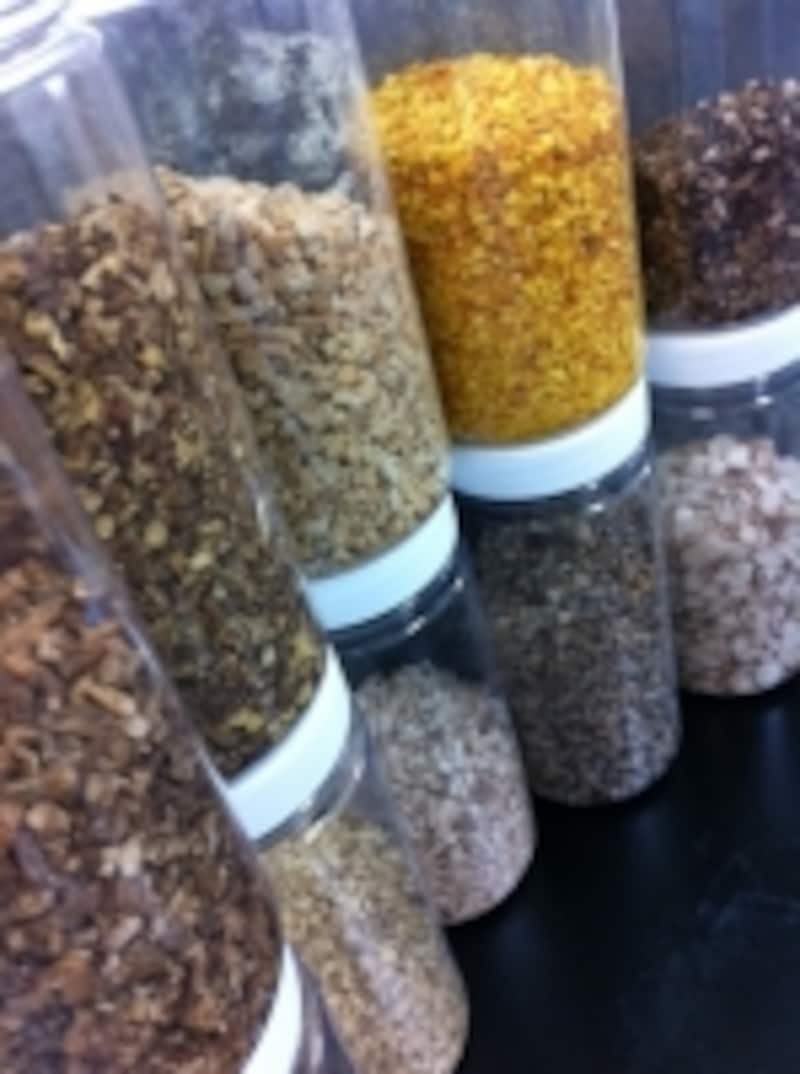 漢方薬局undefined生薬刻み