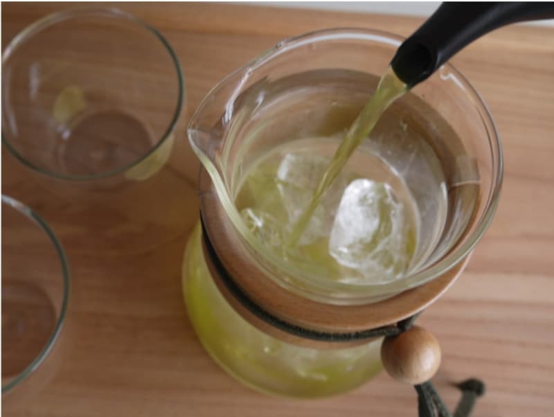 オンザロック冷茶の作り方