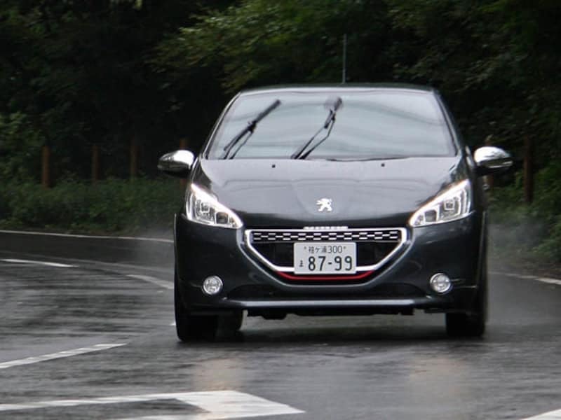 プジョー208GTi