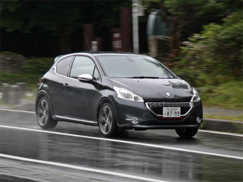 プジョー208GTi