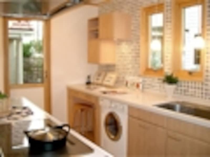 北欧スタイルに学ぶ!木と光のリフォーム術