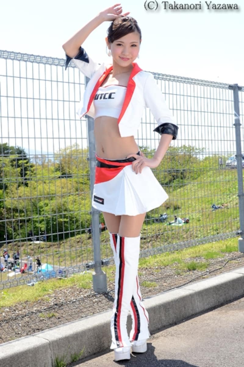 神咲はるか／KONDO RACING ADVAN GAL