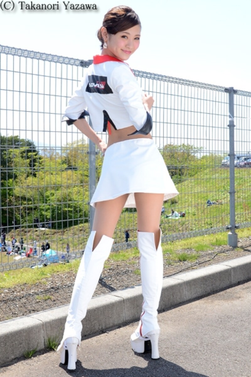 神咲はるか／KONDO RACING ADVAN GAL