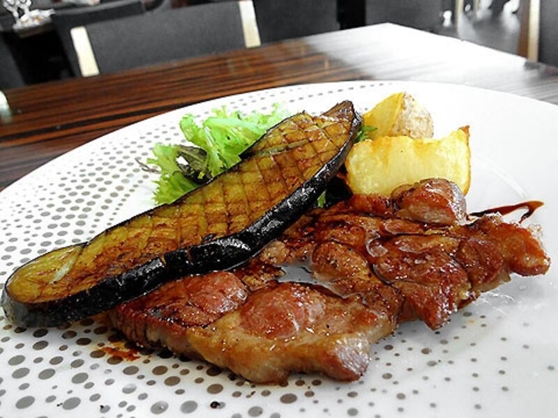 AWkitchen メイン料理