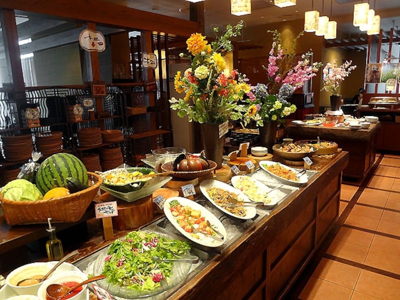 野の葡萄 ブッフェ台