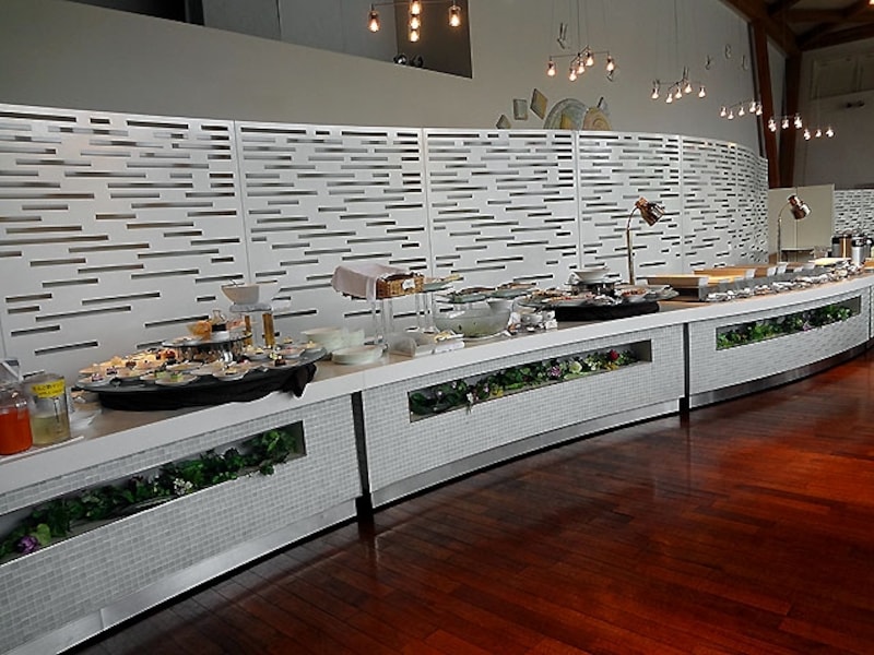 和田倉噴水公園レストラン&nbsp;ブッフェ台