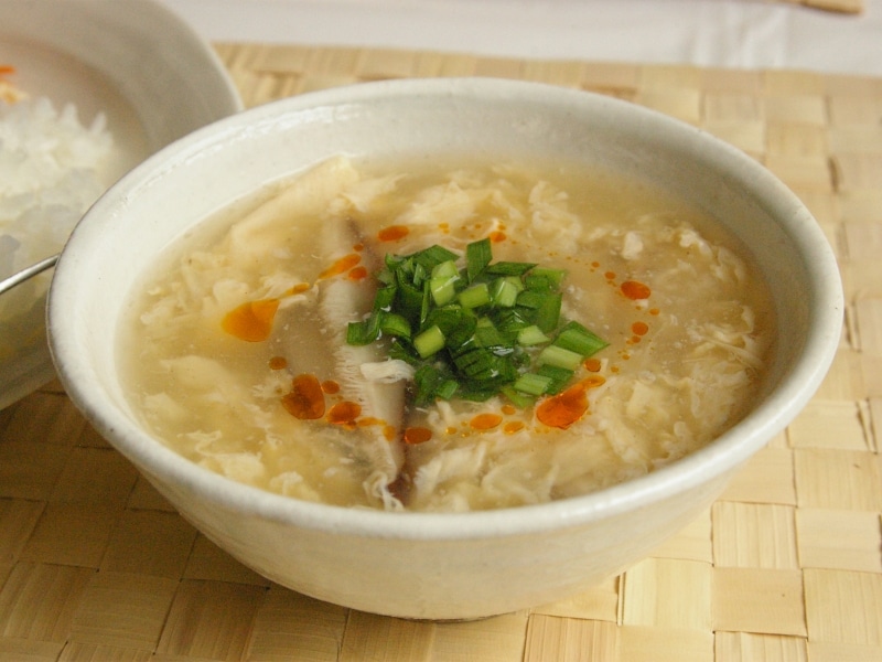 卵の辛酸っぱいスープ