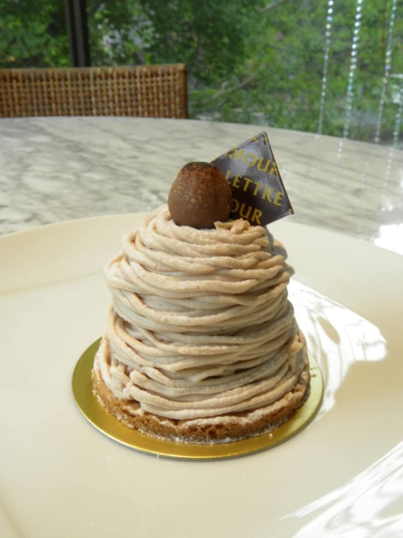 「レトルダムール グランメゾン白金」の春夏限定「モンブランレジェ」(550円)