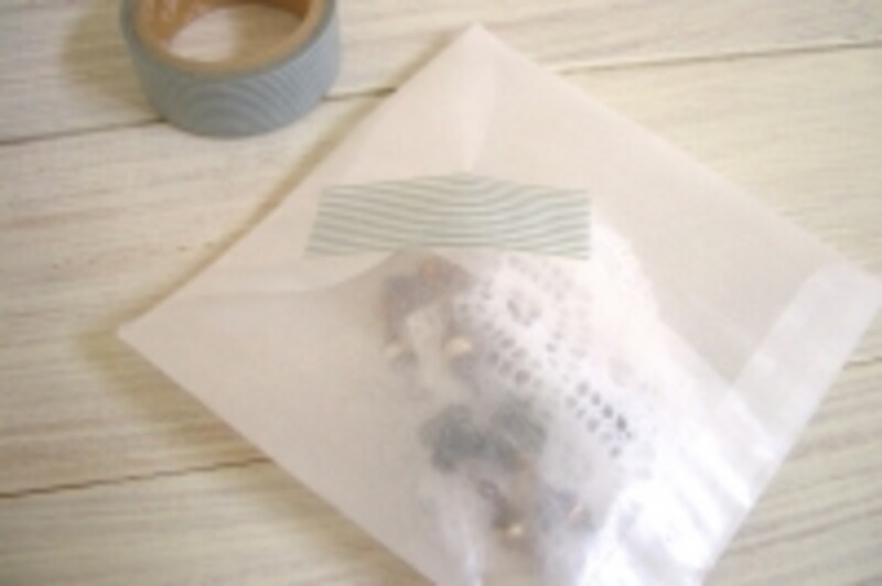 封筒に入れる