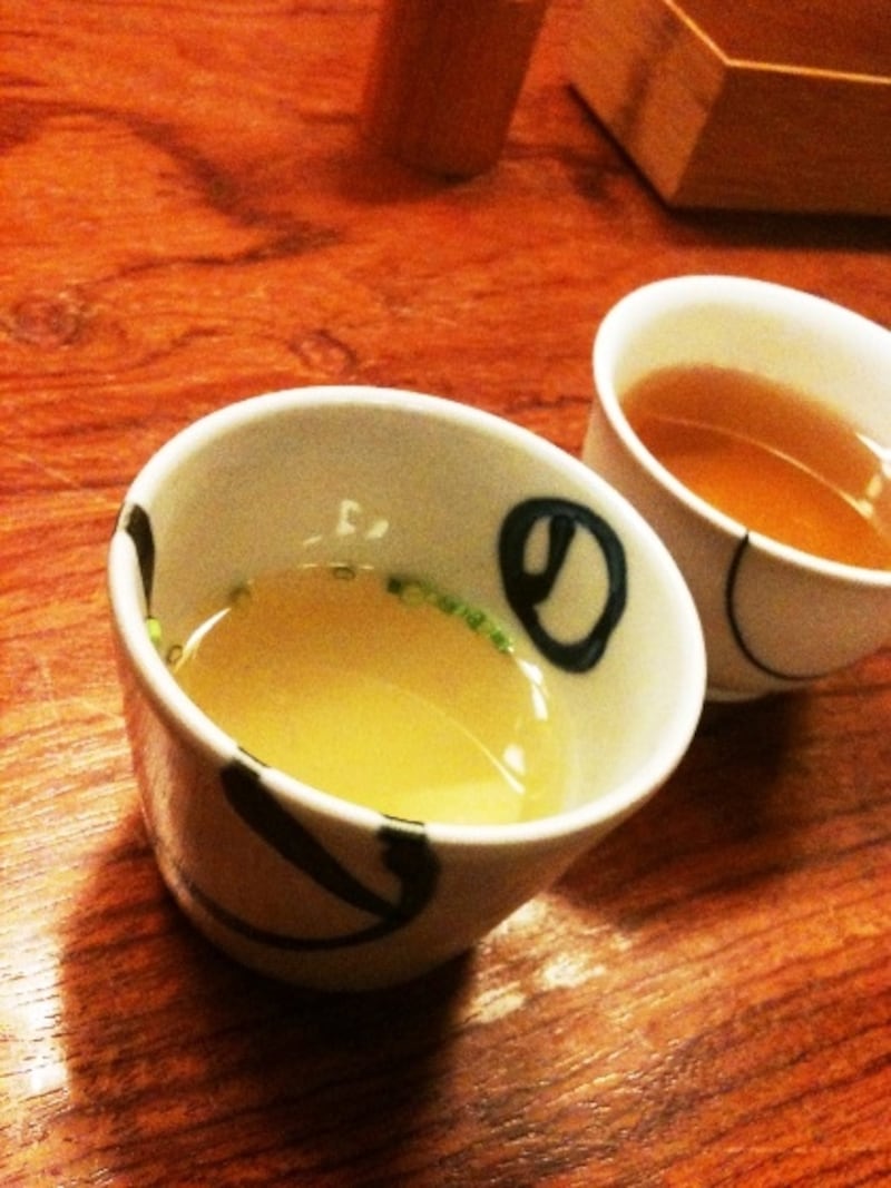 食前に提供されるスープ